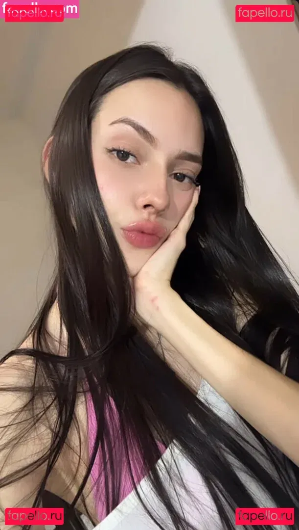 Sofiaatreides Onlyfans Photo Gallery 