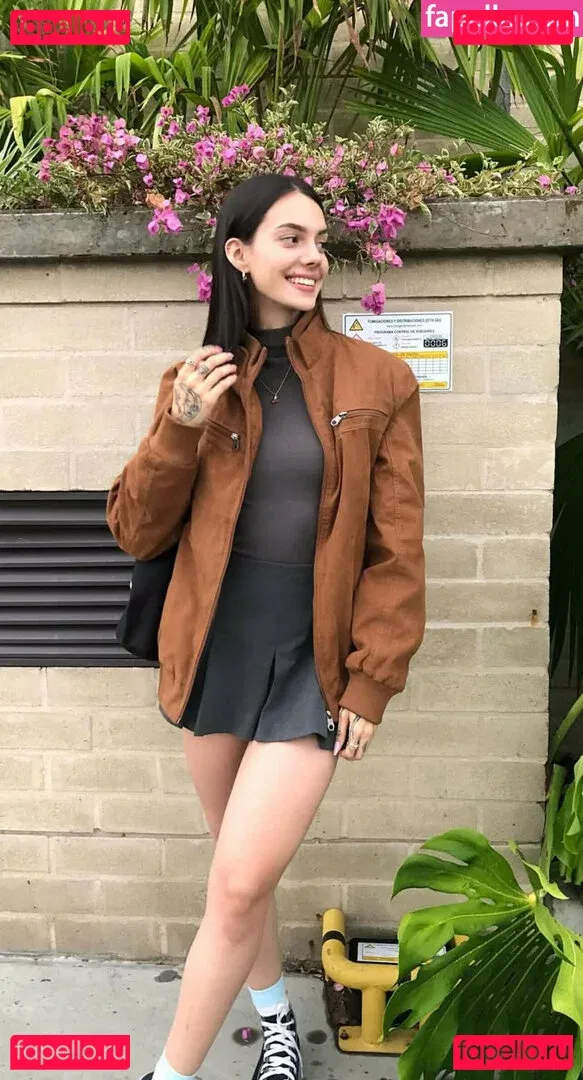 Sofiaatreides Onlyfans Photo Gallery 