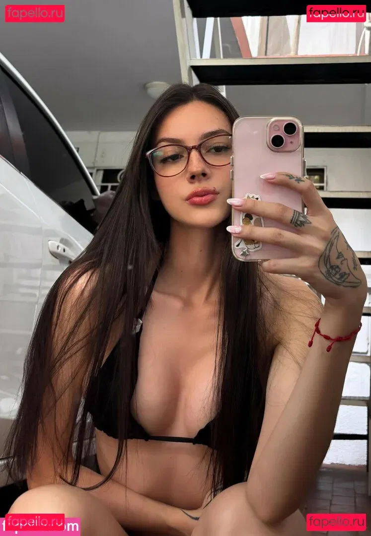 Sofiaatreides Onlyfans Photo Gallery 