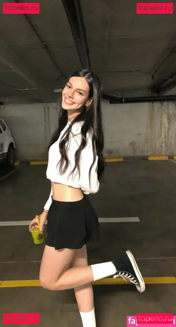 Sofiaatreides Onlyfans Photo Gallery 