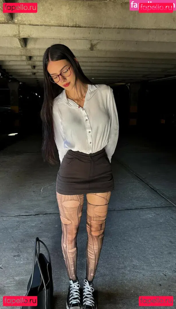 Sofiaatreides Onlyfans Photo Gallery 