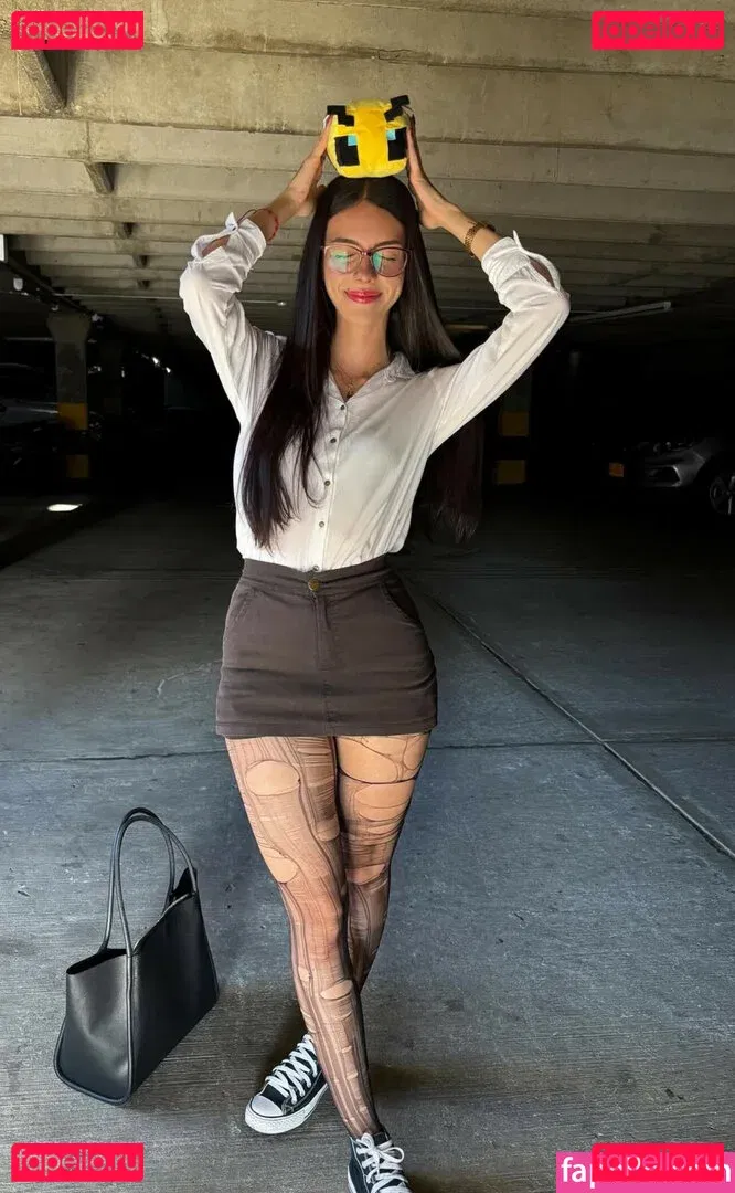 Sofiaatreides Onlyfans Photo Gallery 