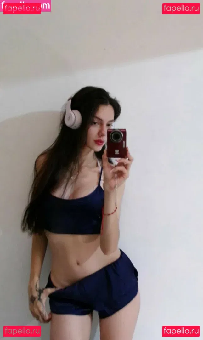 Sofiaatreides Onlyfans Photo Gallery 