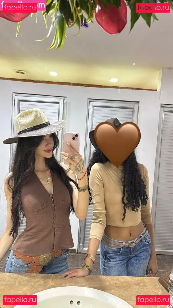 Sofiaatreides Onlyfans Photo Gallery 