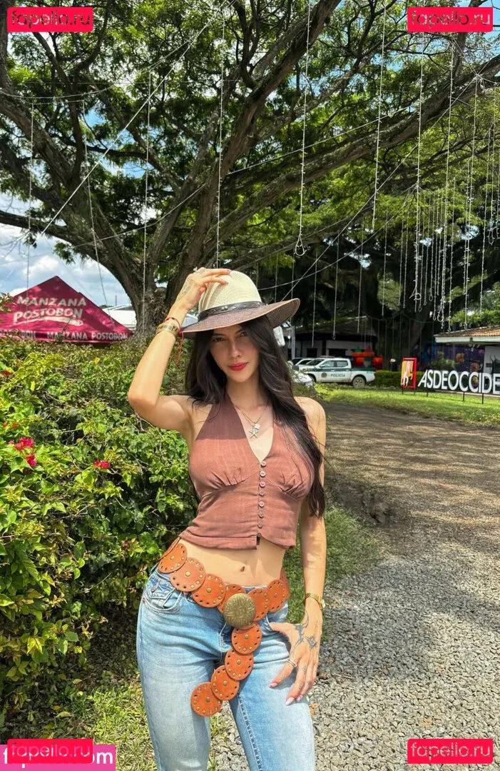 Sofiaatreides Onlyfans Photo Gallery 