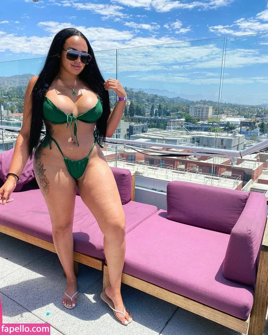 Honeyluuv Onlyfans Photo Gallery 