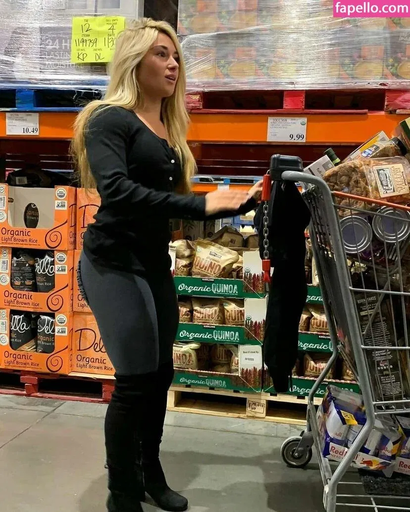 MisscarriejuneVIP Onlyfans Photo Gallery 