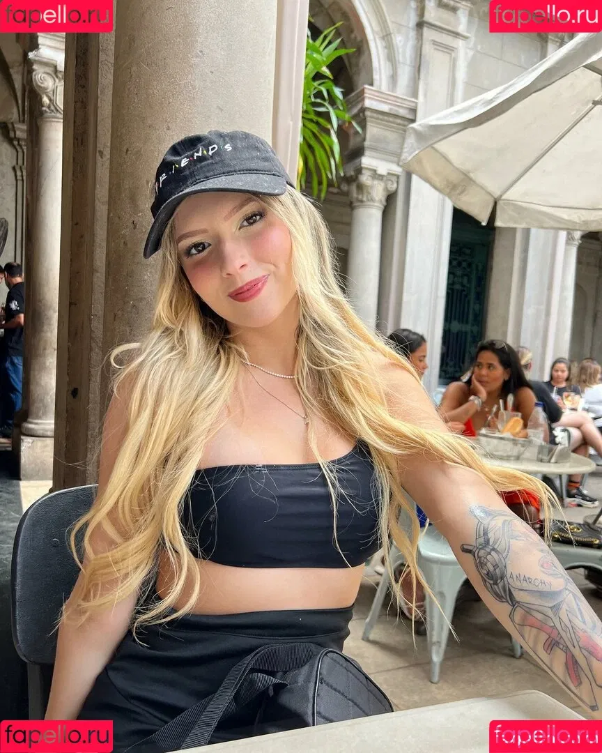 Isa Sudati Onlyfans Photo Gallery 