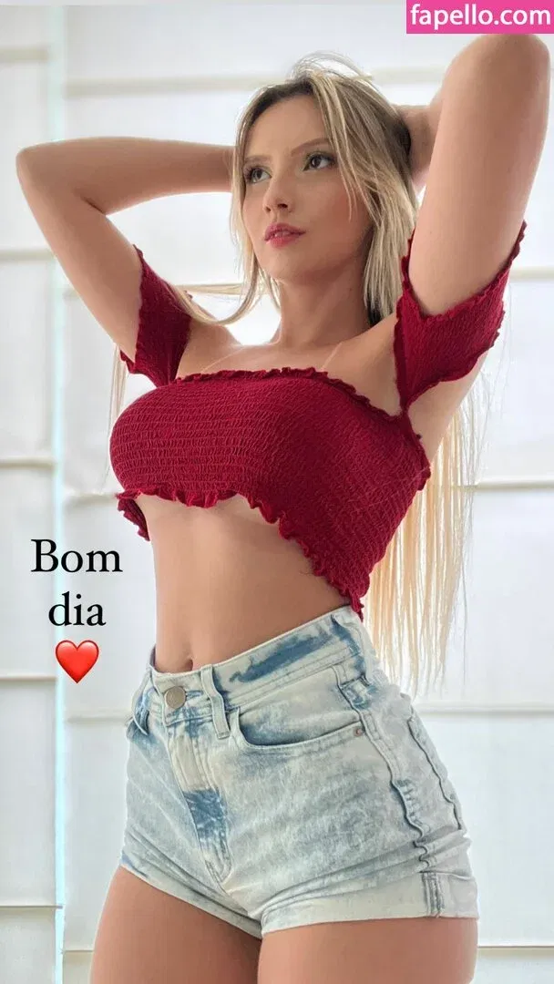 Isa Sudati Onlyfans Photo Gallery 