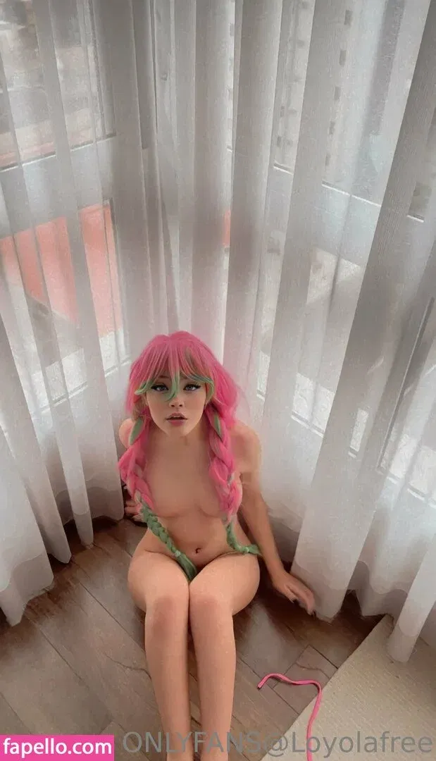 loyolafree Onlyfans Photo Gallery 