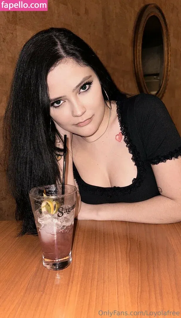loyolafree Onlyfans Photo Gallery 