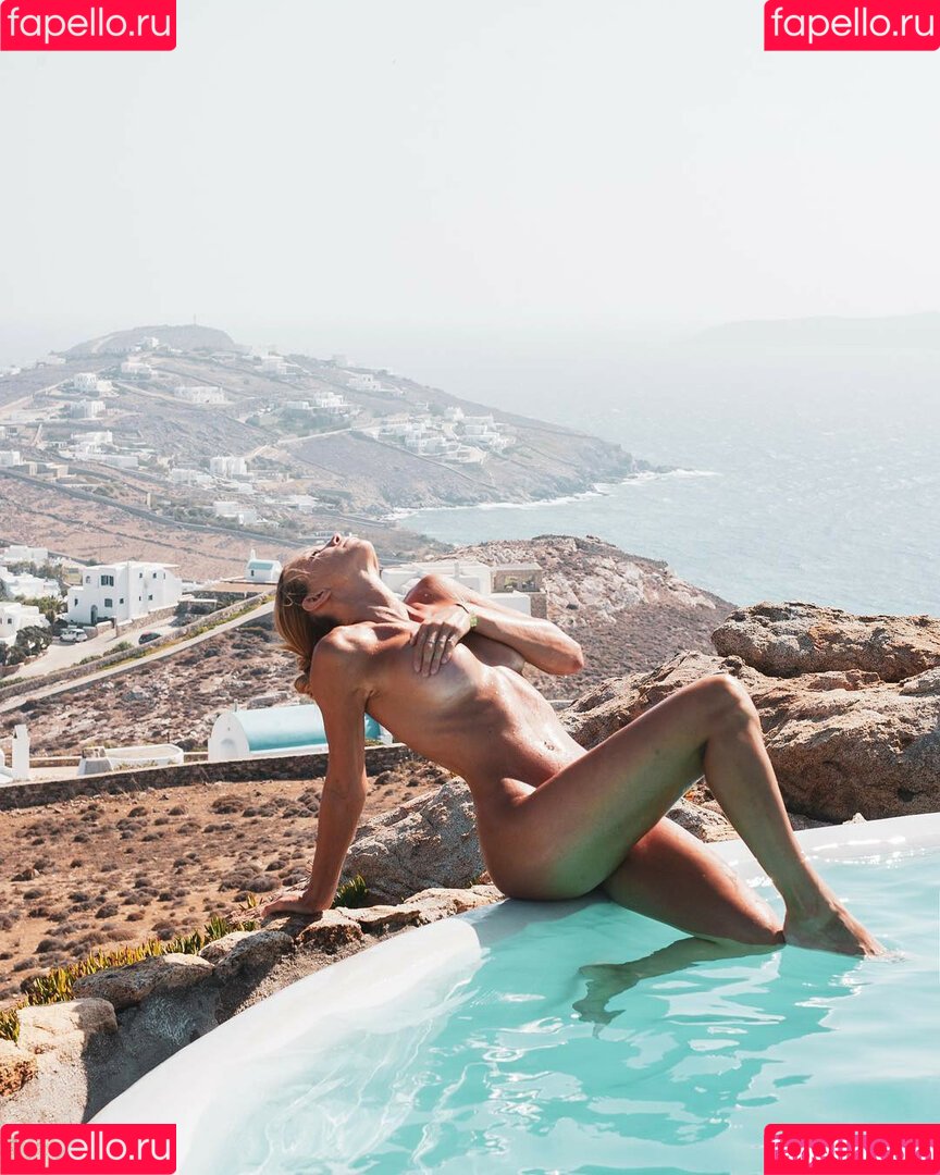 Taylor Mega Onlyfans Photo Gallery 