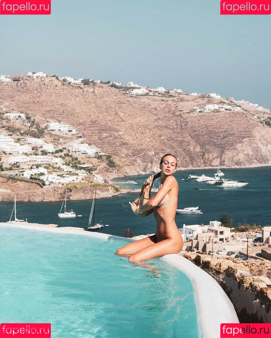 Taylor Mega Onlyfans Photo Gallery 