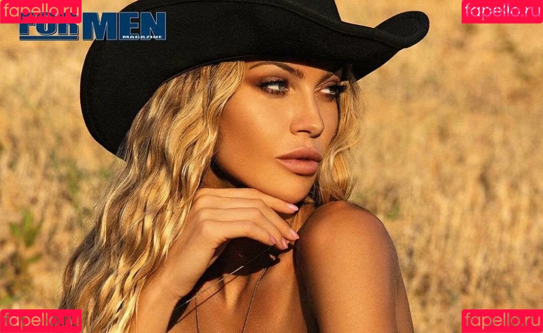 Taylor Mega Onlyfans Photo Gallery 