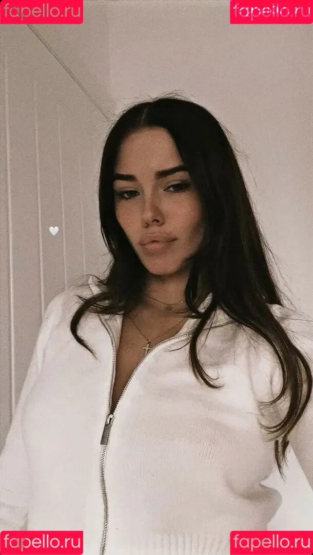 Clarissa Bea Onlyfans Photo Gallery 