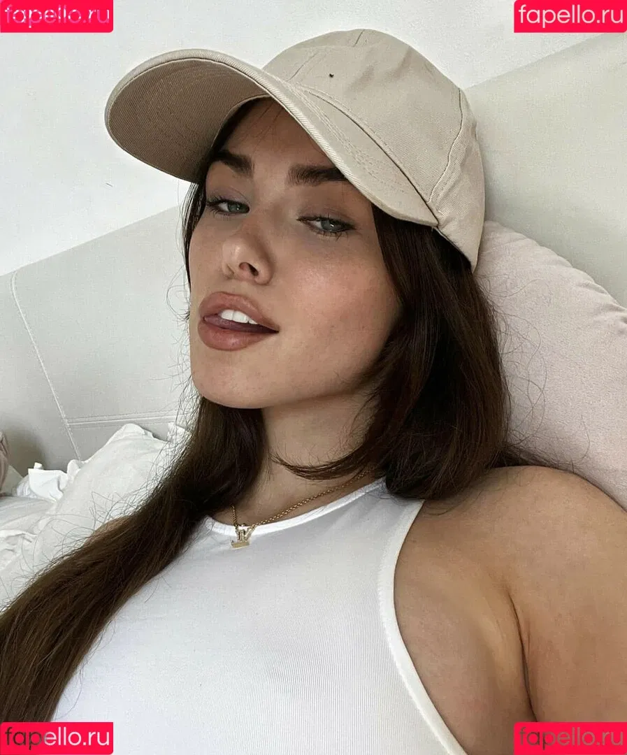 Clarissa Bea Onlyfans Photo Gallery 