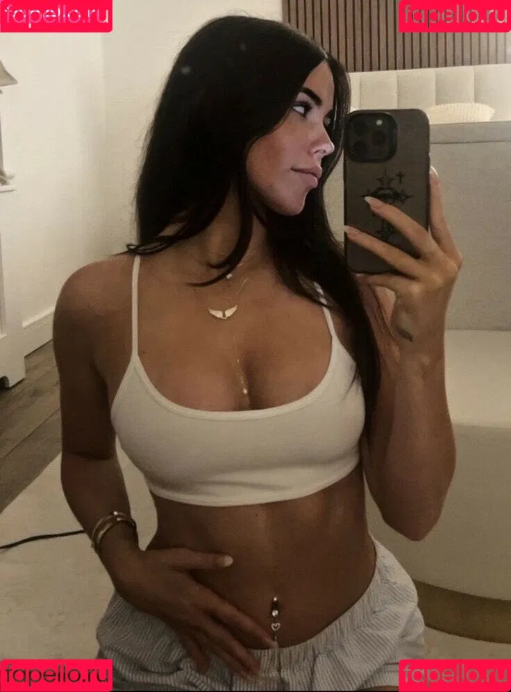 Clarissa Bea Onlyfans Photo Gallery 