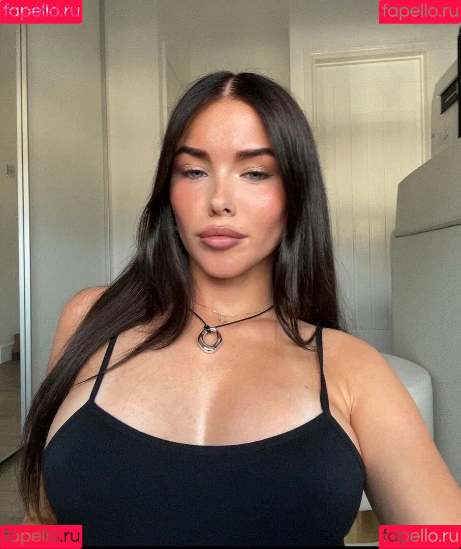 Clarissa Bea Onlyfans Photo Gallery 
