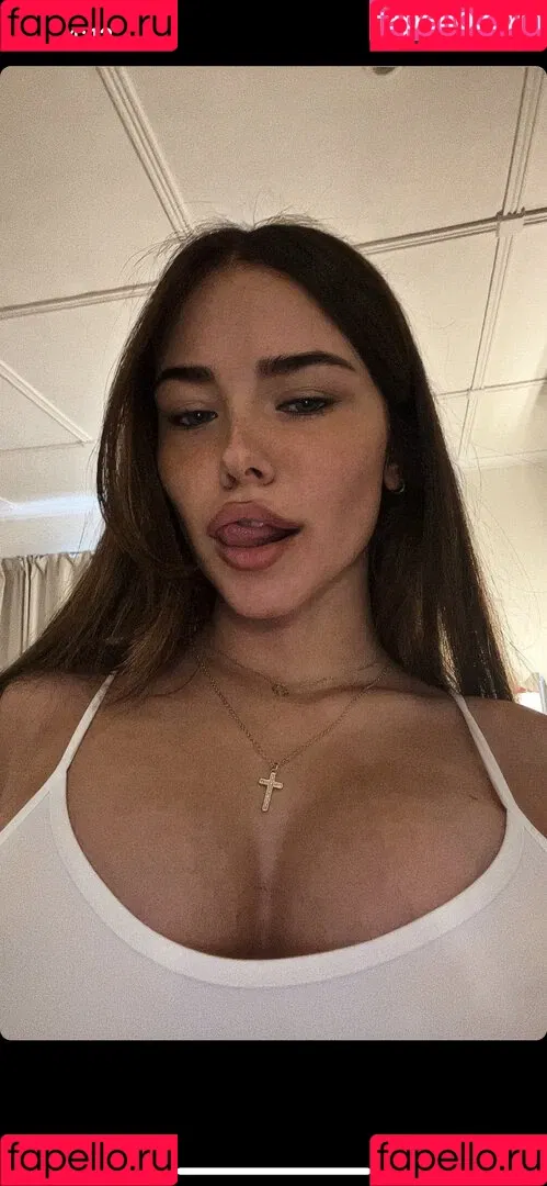 Clarissa Bea Onlyfans Photo Gallery 