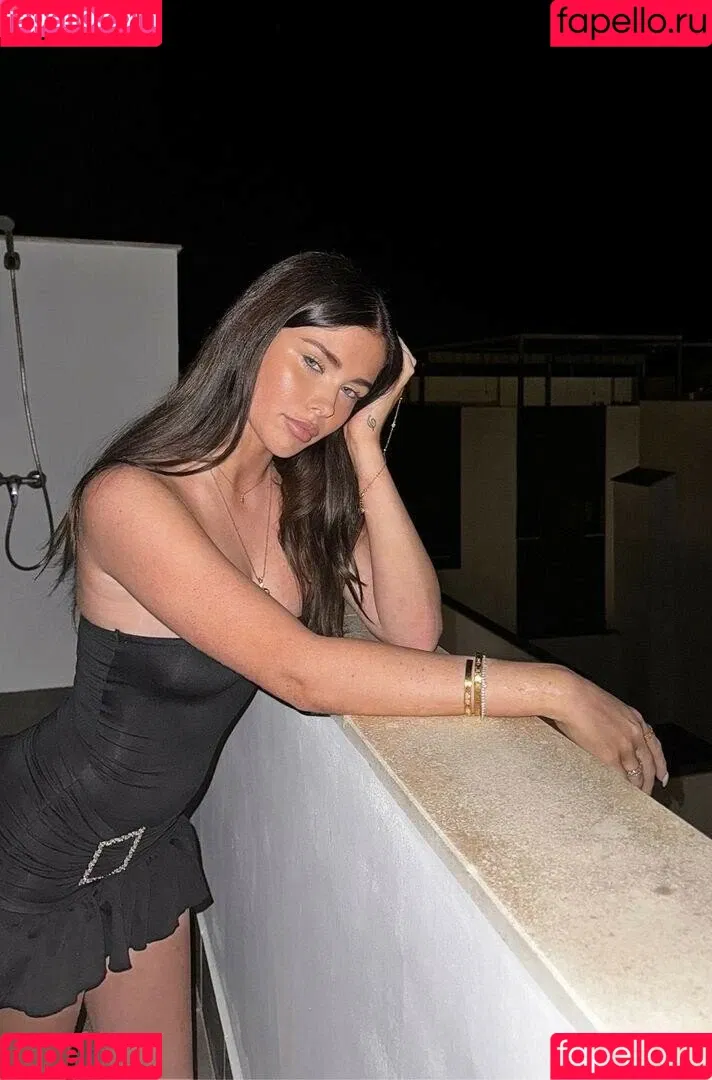 Clarissa Bea Onlyfans Photo Gallery 