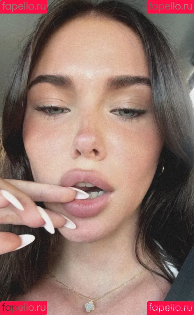 Clarissa Bea Onlyfans Photo Gallery 