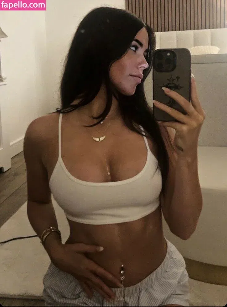 Clarissa Bea Onlyfans Photo Gallery 