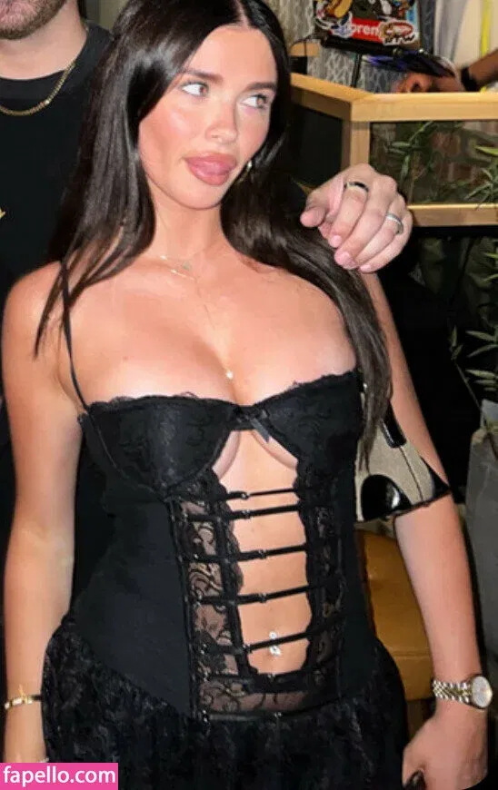 Clarissa Bea Onlyfans Photo Gallery 