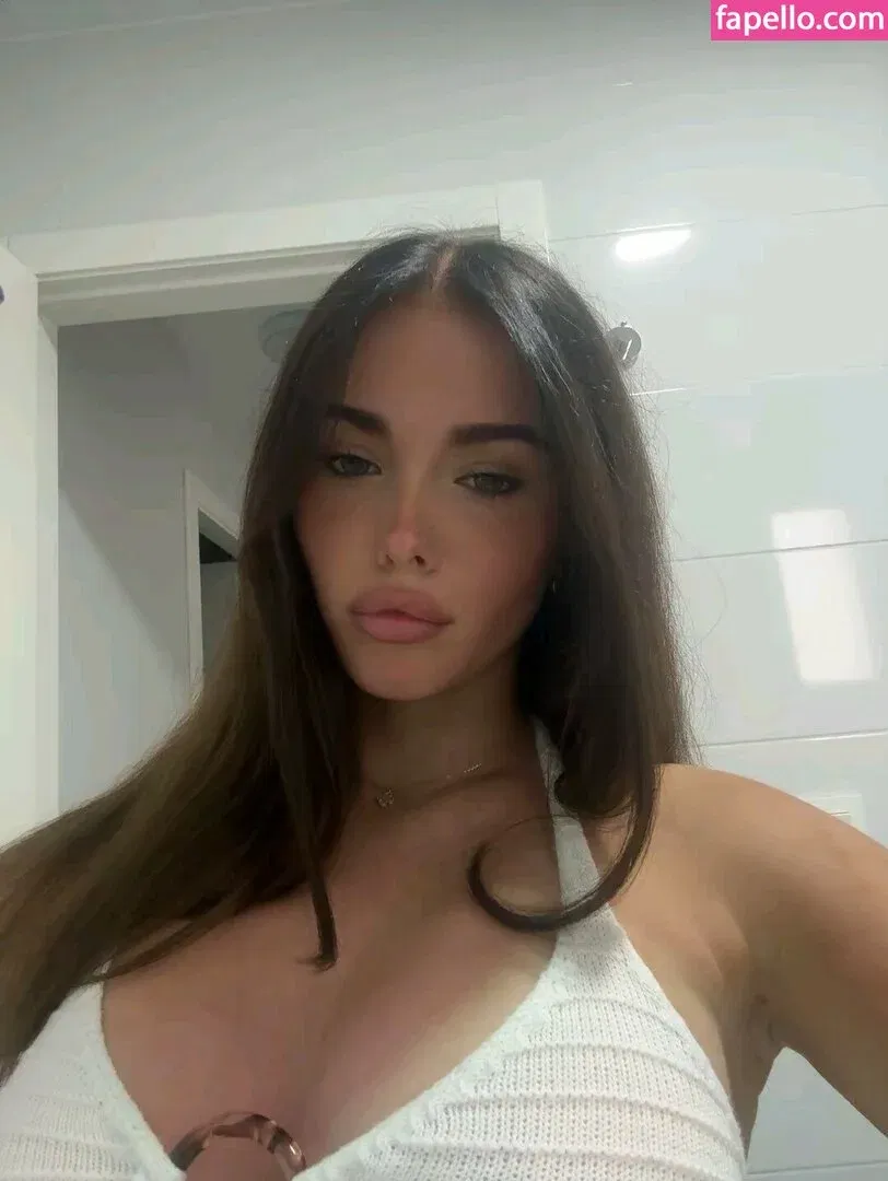 Clarissa Bea Onlyfans Photo Gallery 