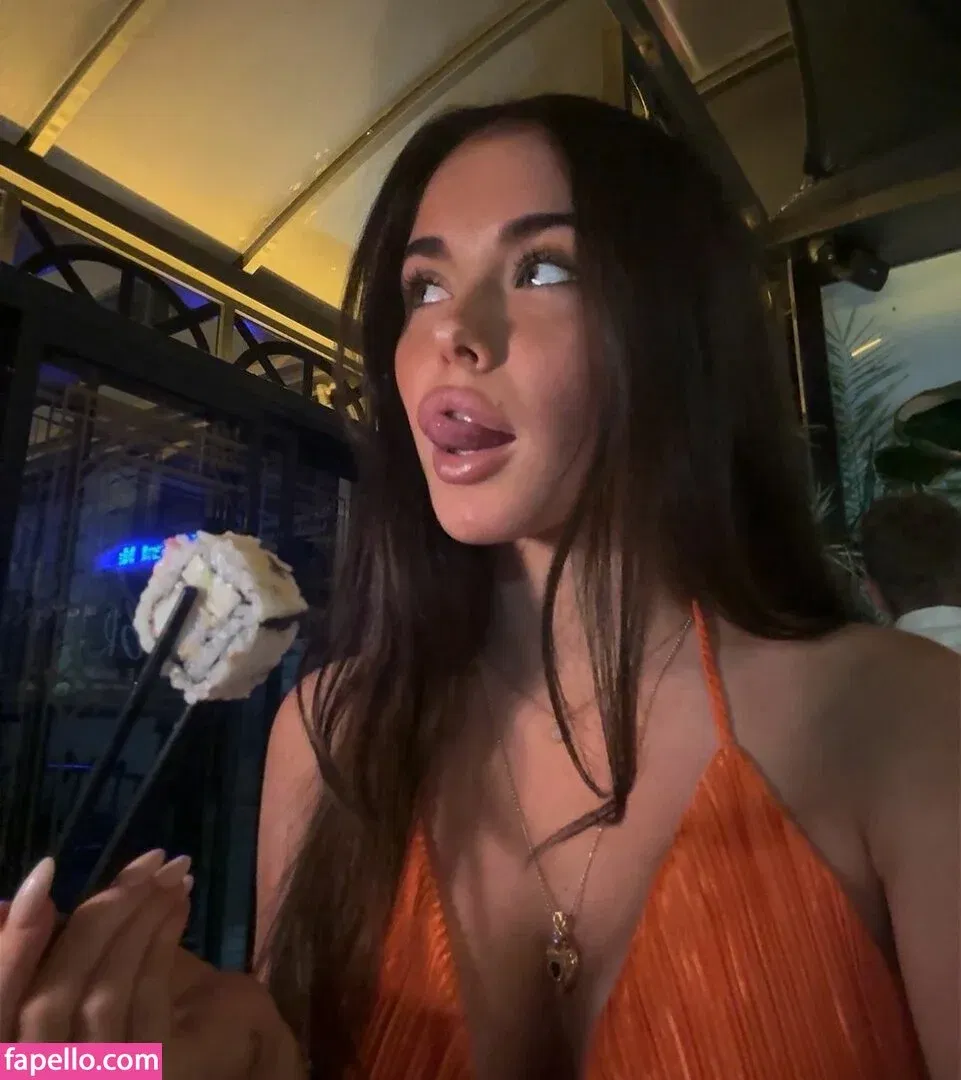 Clarissa Bea Onlyfans Photo Gallery 