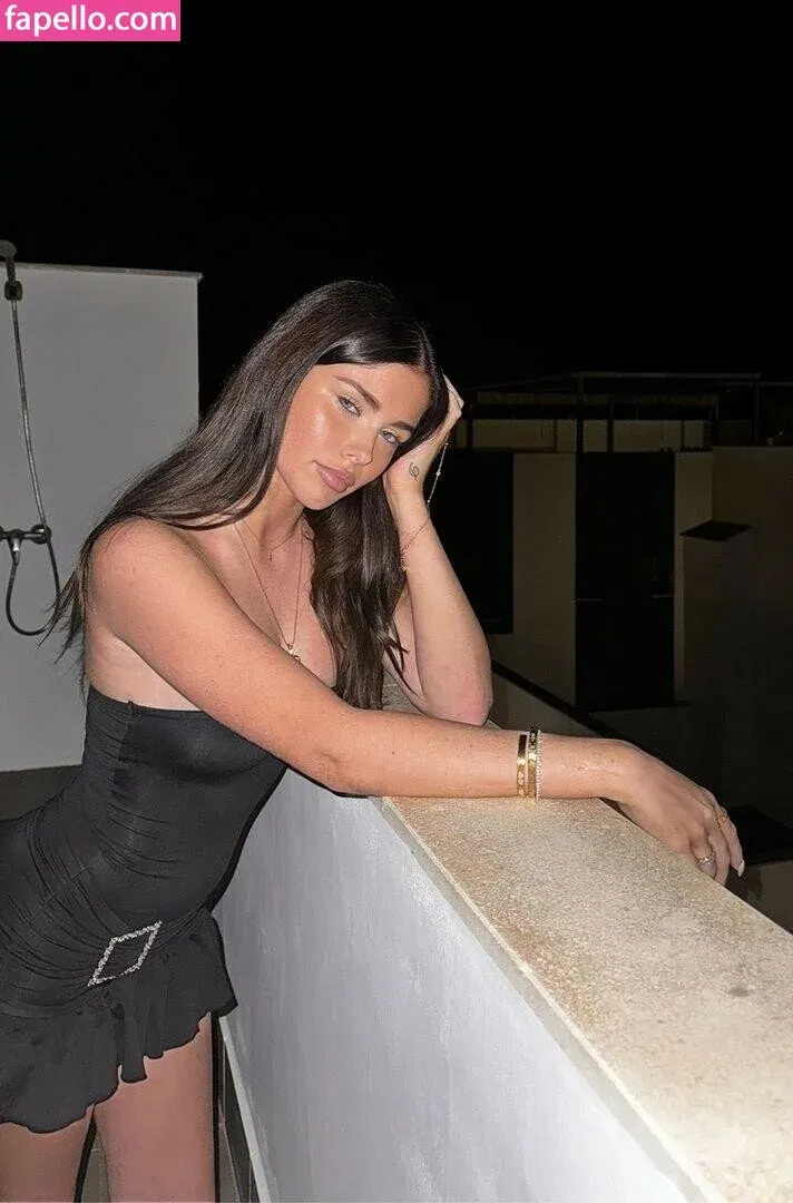 Clarissa Bea Onlyfans Photo Gallery 