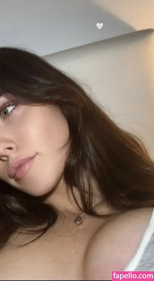 Clarissa Bea Onlyfans Photo Gallery 