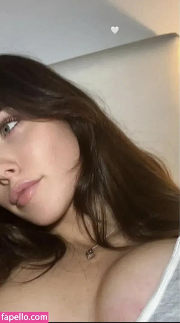 Clarissa Bea Onlyfans Photo Gallery 