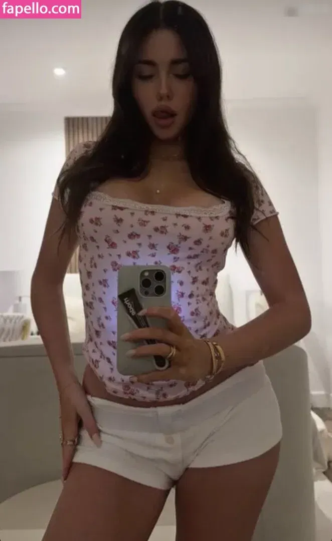 Clarissa Bea Onlyfans Photo Gallery 