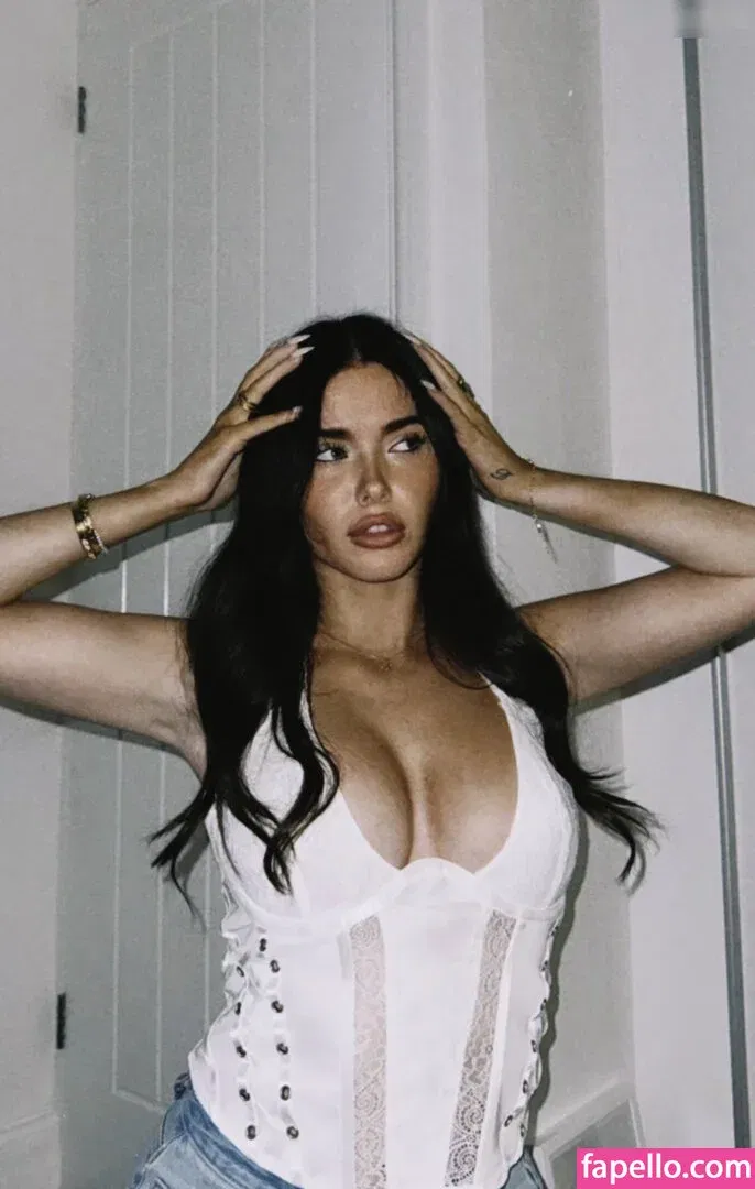 Clarissa Bea Onlyfans Photo Gallery 