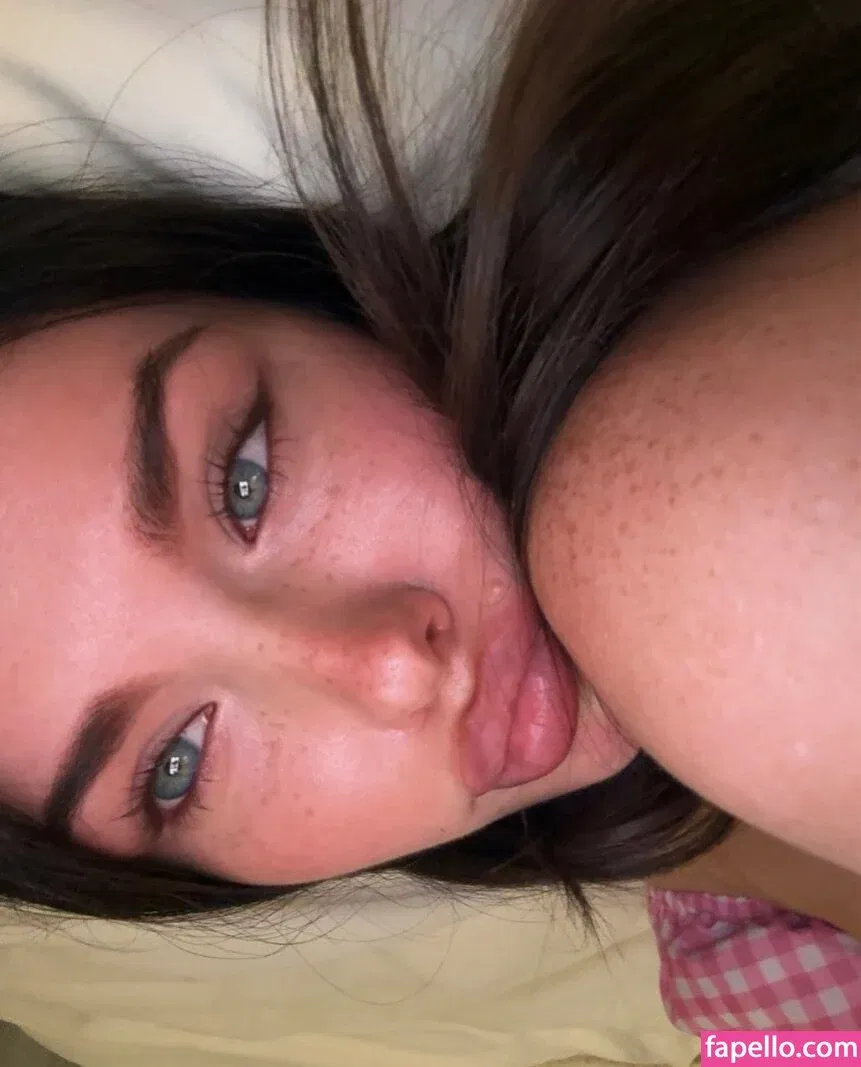 Clarissa Bea Onlyfans Photo Gallery 