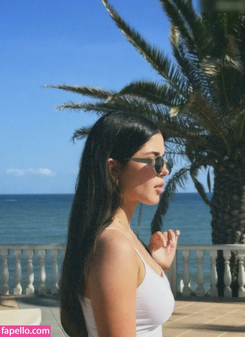 Clarissa Bea Onlyfans Photo Gallery 