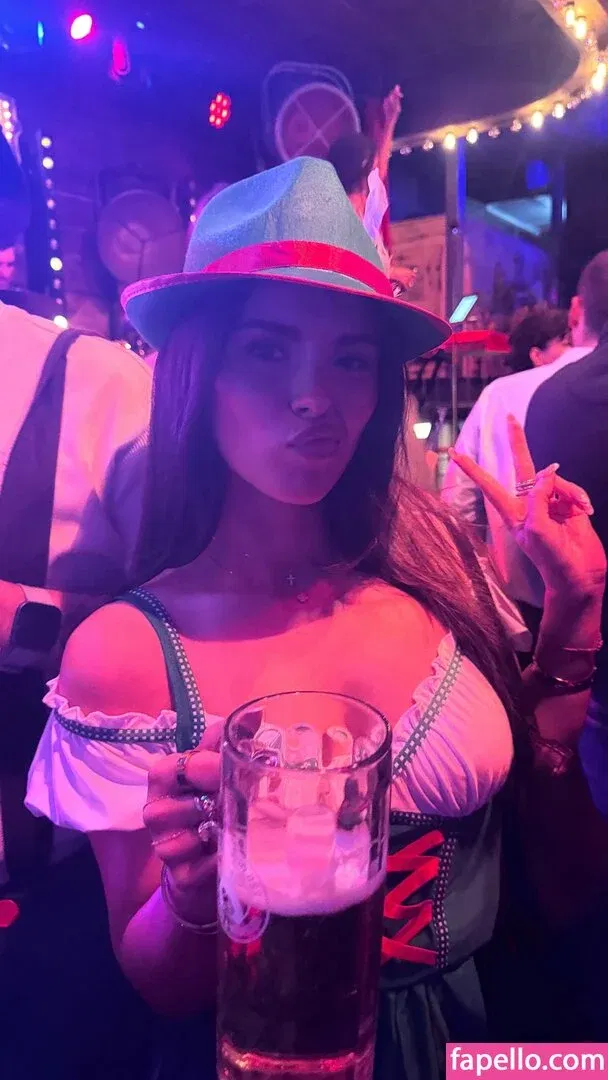 Clarissa Bea Onlyfans Photo Gallery 