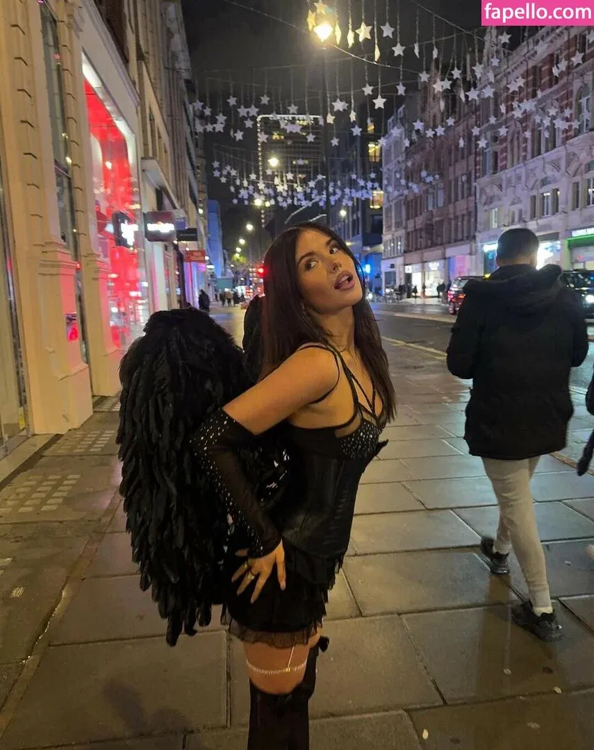 Clarissa Bea Onlyfans Photo Gallery 