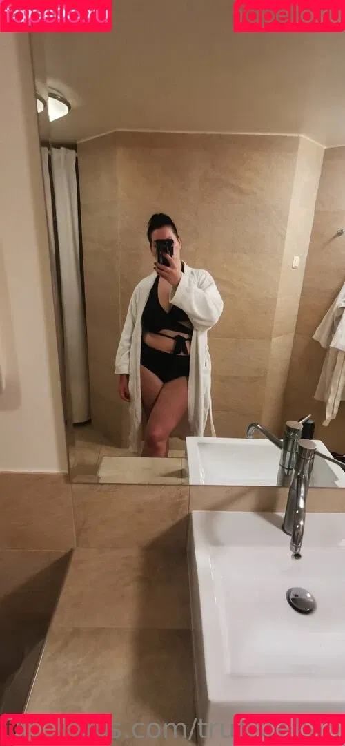 truestellablue Onlyfans Photo Gallery 