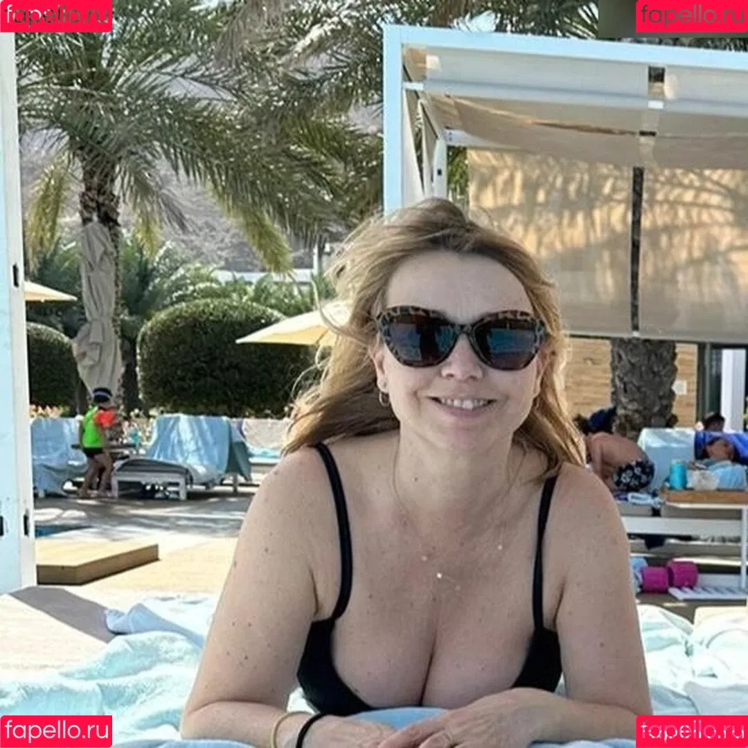 Tina Ruland Onlyfans Photo Gallery 