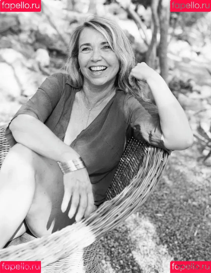 Tina Ruland Onlyfans Photo Gallery 
