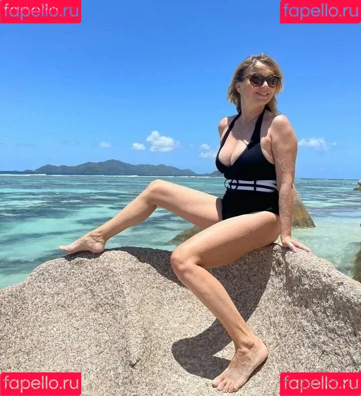 Tina Ruland Onlyfans Photo Gallery 