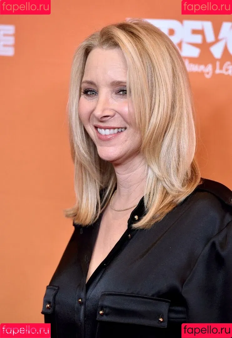 Lisa Kudrow Onlyfans Photo Gallery 