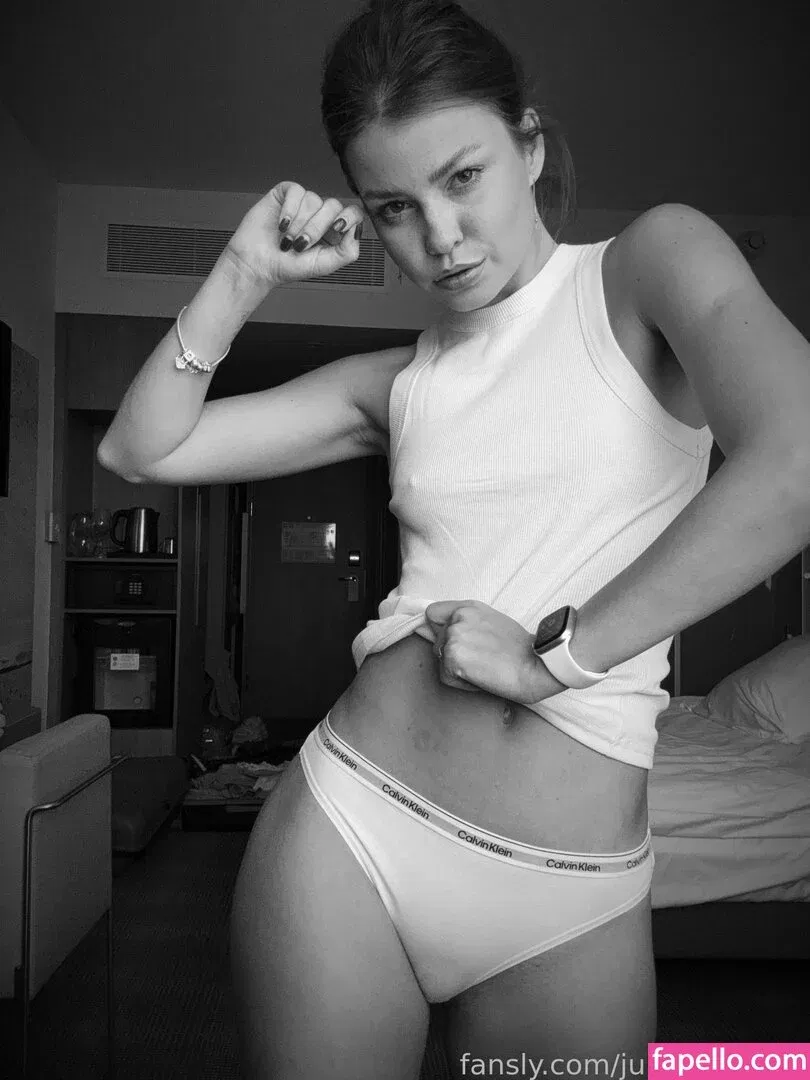 Julia Morozova Onlyfans Photo Gallery 