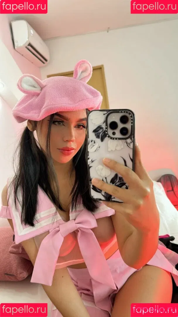 emilylittle Onlyfans Photo Gallery 