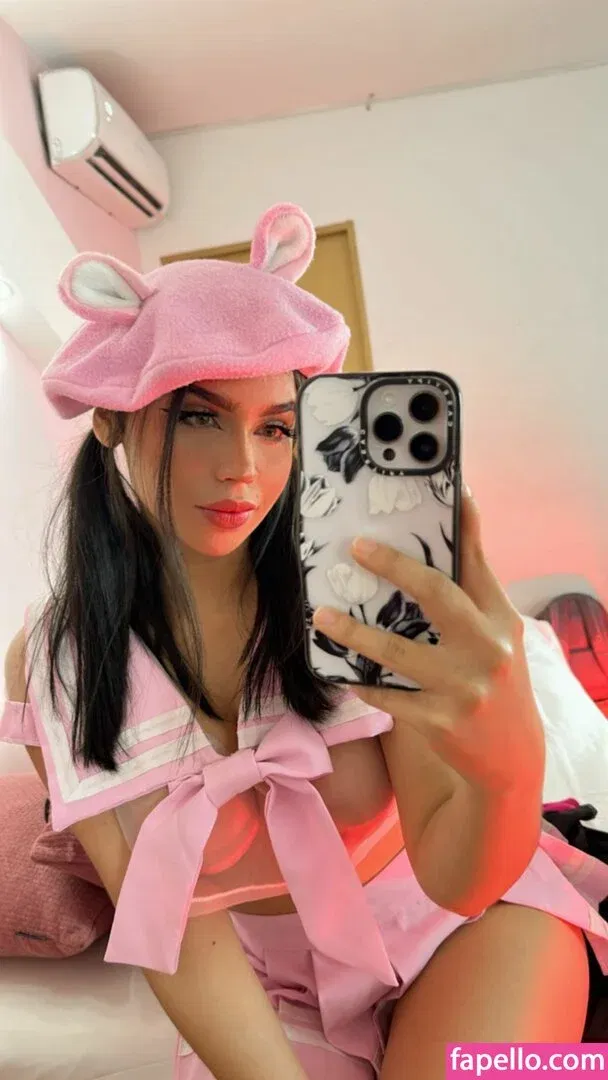 emilylittle Onlyfans Photo Gallery 