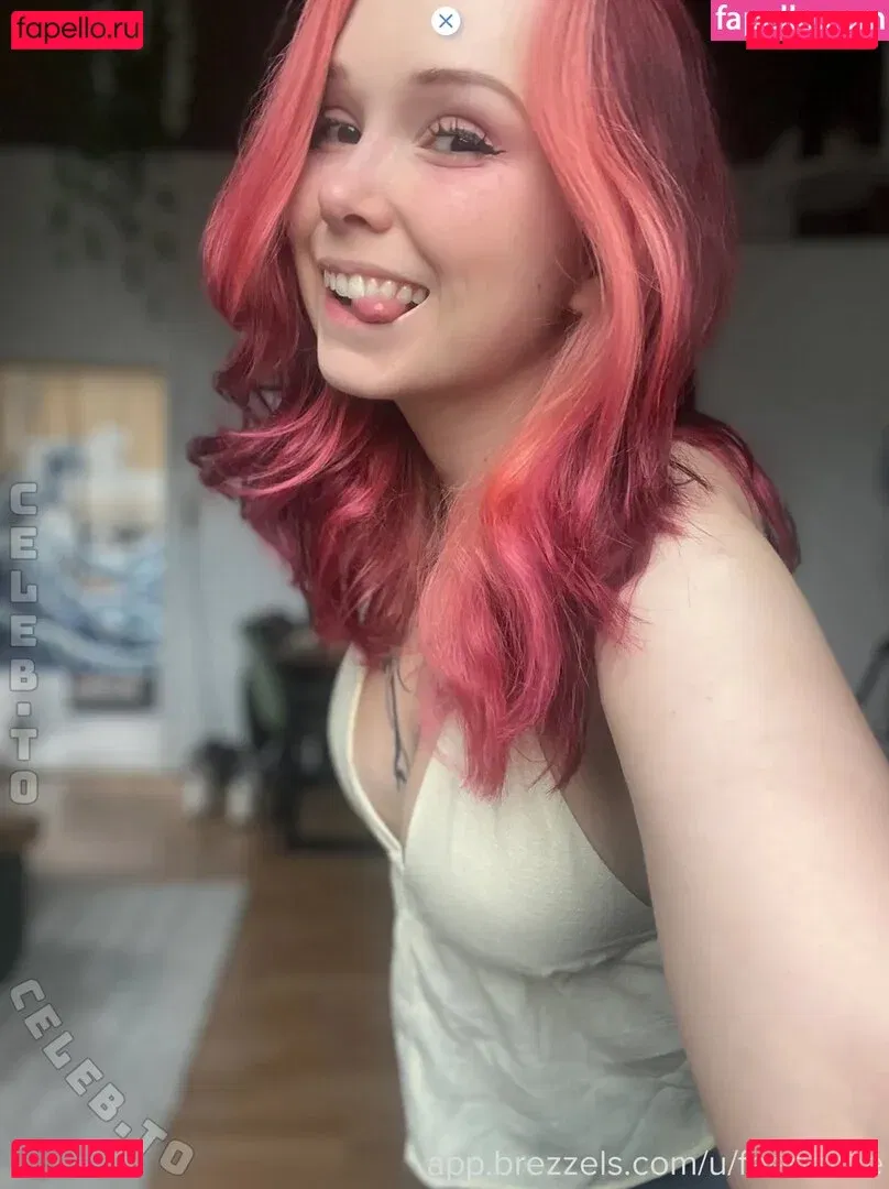 Feedeline Onlyfans Photo Gallery 