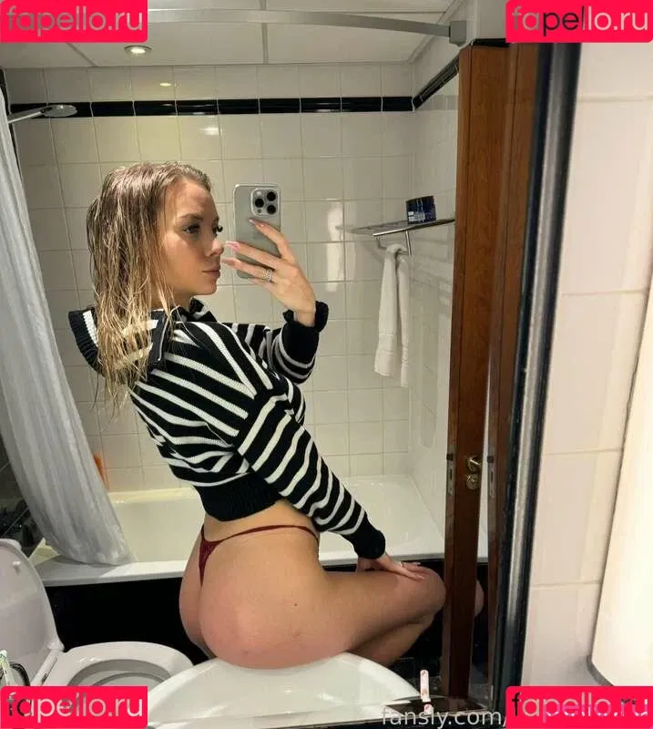 Little_dutch Onlyfans Photo Gallery 