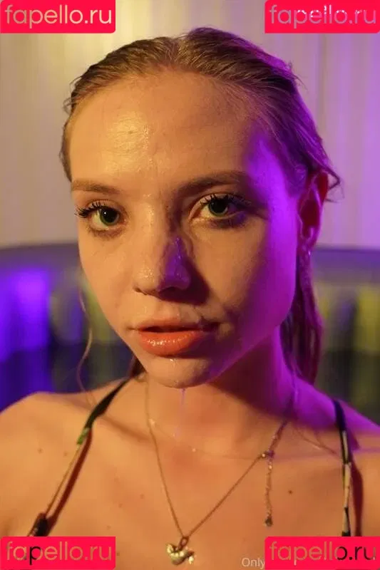 Little_dutch Onlyfans Photo Gallery 