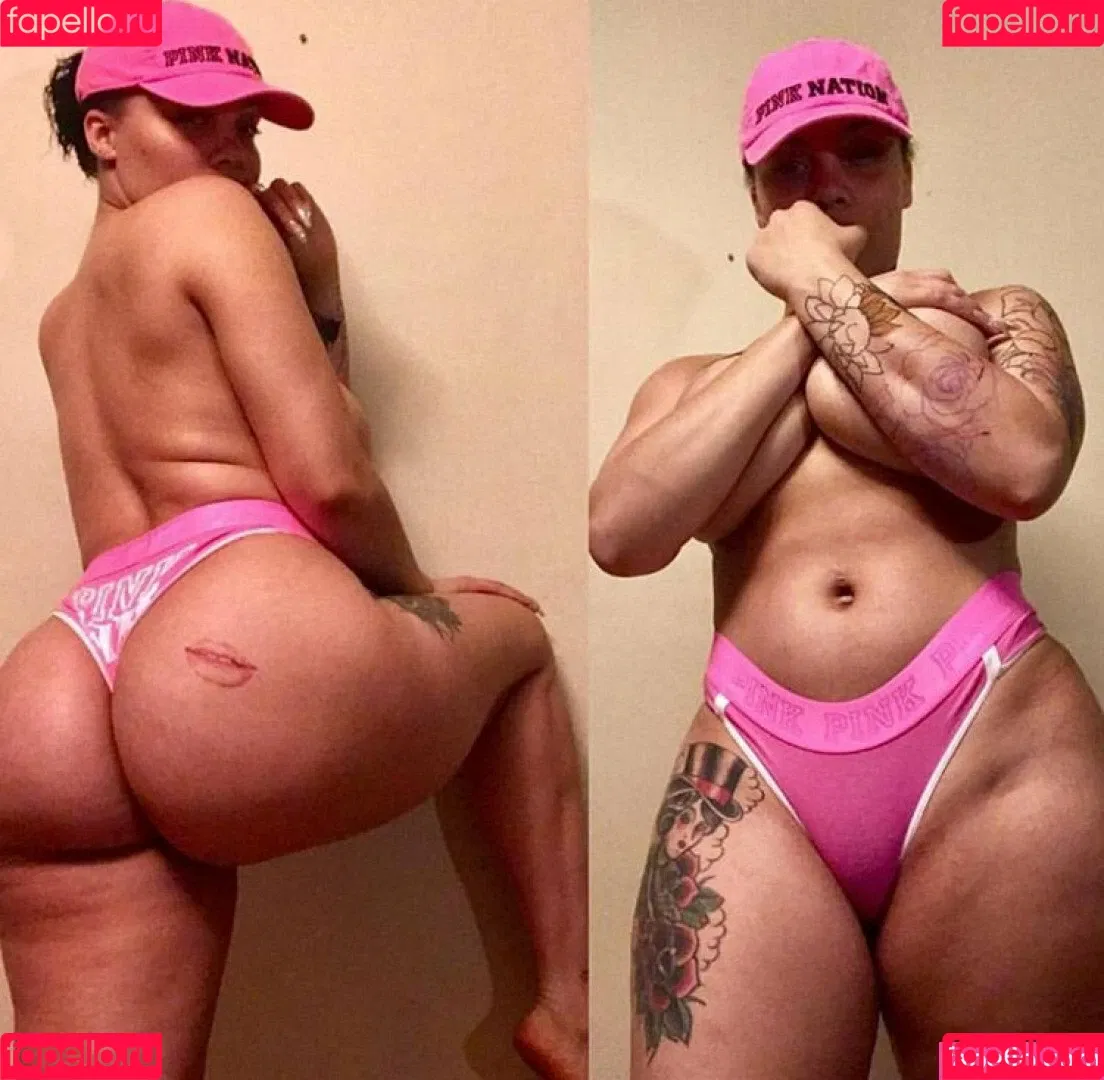 SaraGold Onlyfans Photo Gallery 